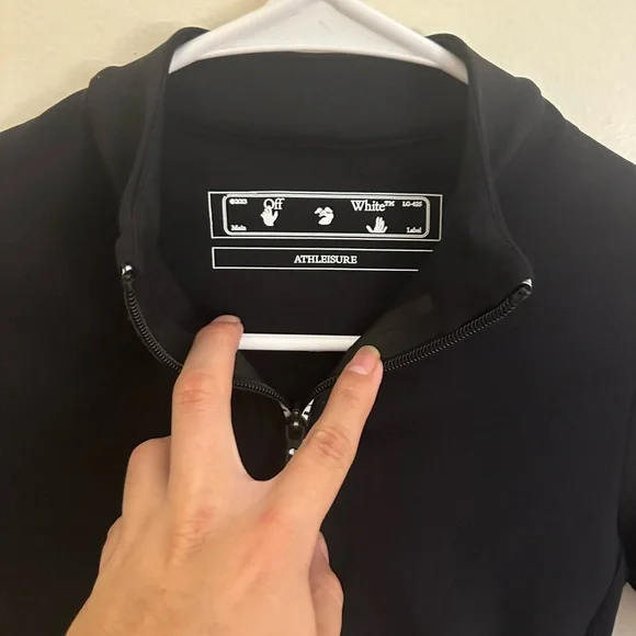 Off white Scuba Logo Zip top with sleeves size Small - Picture 8 of 10